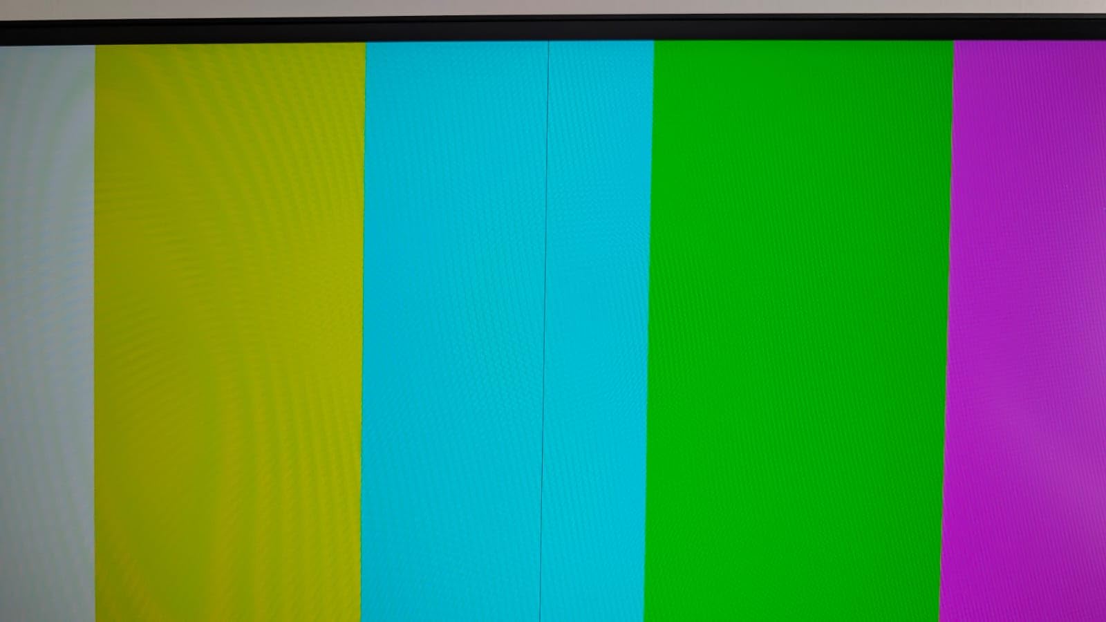 Samsung 32” ViewFinity S8 (S80UD) 4K UHD IPS HDR10 High Resolution Monitor, USB-C, Height Adjustable Ergonomic Stand, Built-in KVM Switch, Intelligent Eye Care, LS32D800UBNXGO, 2025 customer photo 1