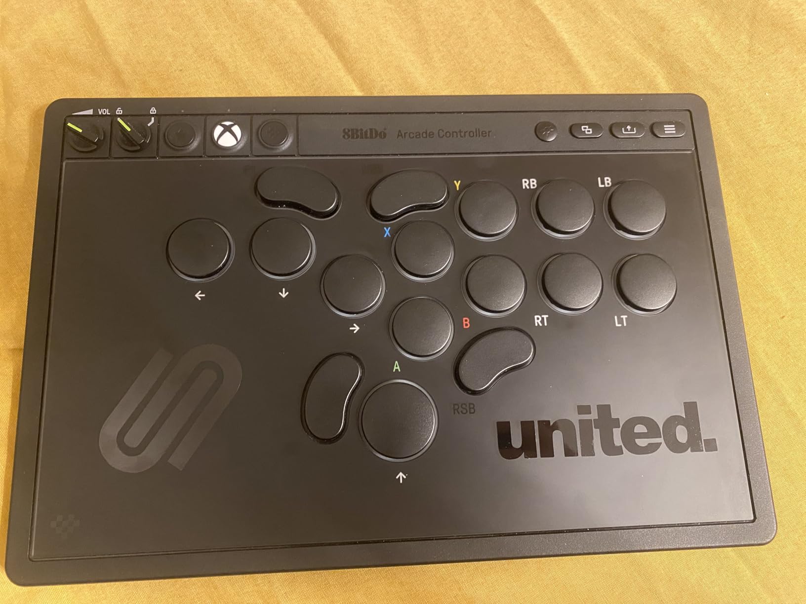 8BitDo All-Button Arcade Controller for Xbox Series X|S, Xbox One & PC customer photo 1