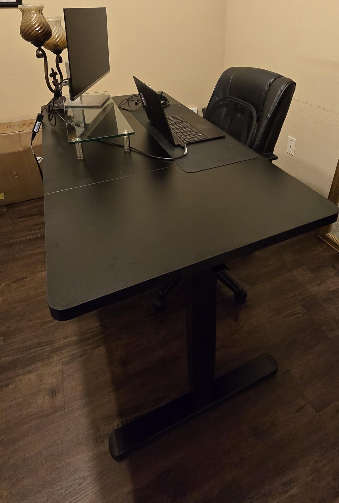HUANUO 71 x 35 Inch Large Electric Standing Desk, Brushless Motor, Vintage customer photo 2