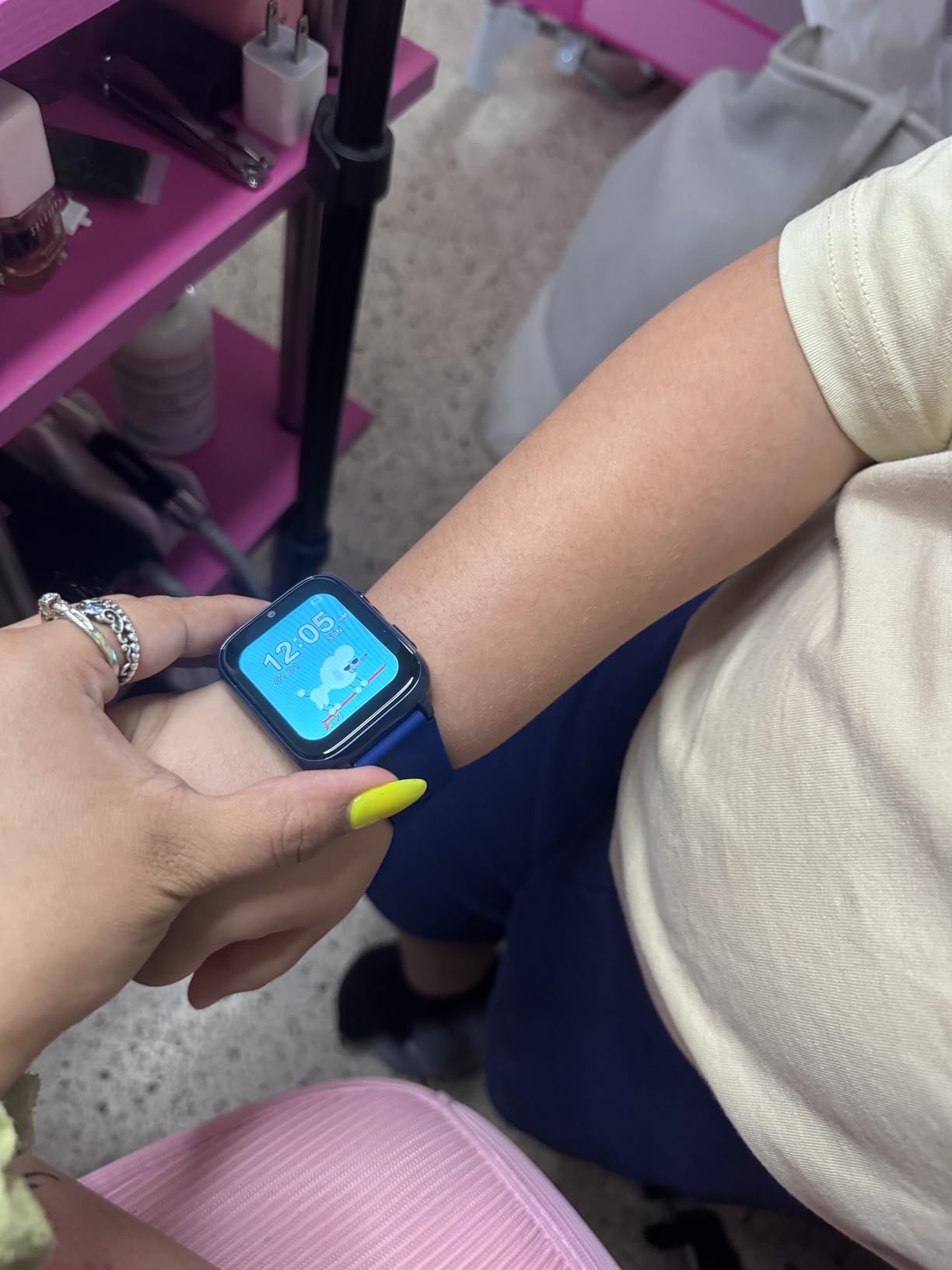 4G Kids Smart Watch GPS Tracker, Smart Watch for Boys Girls Ages 5-12 customer photo 2