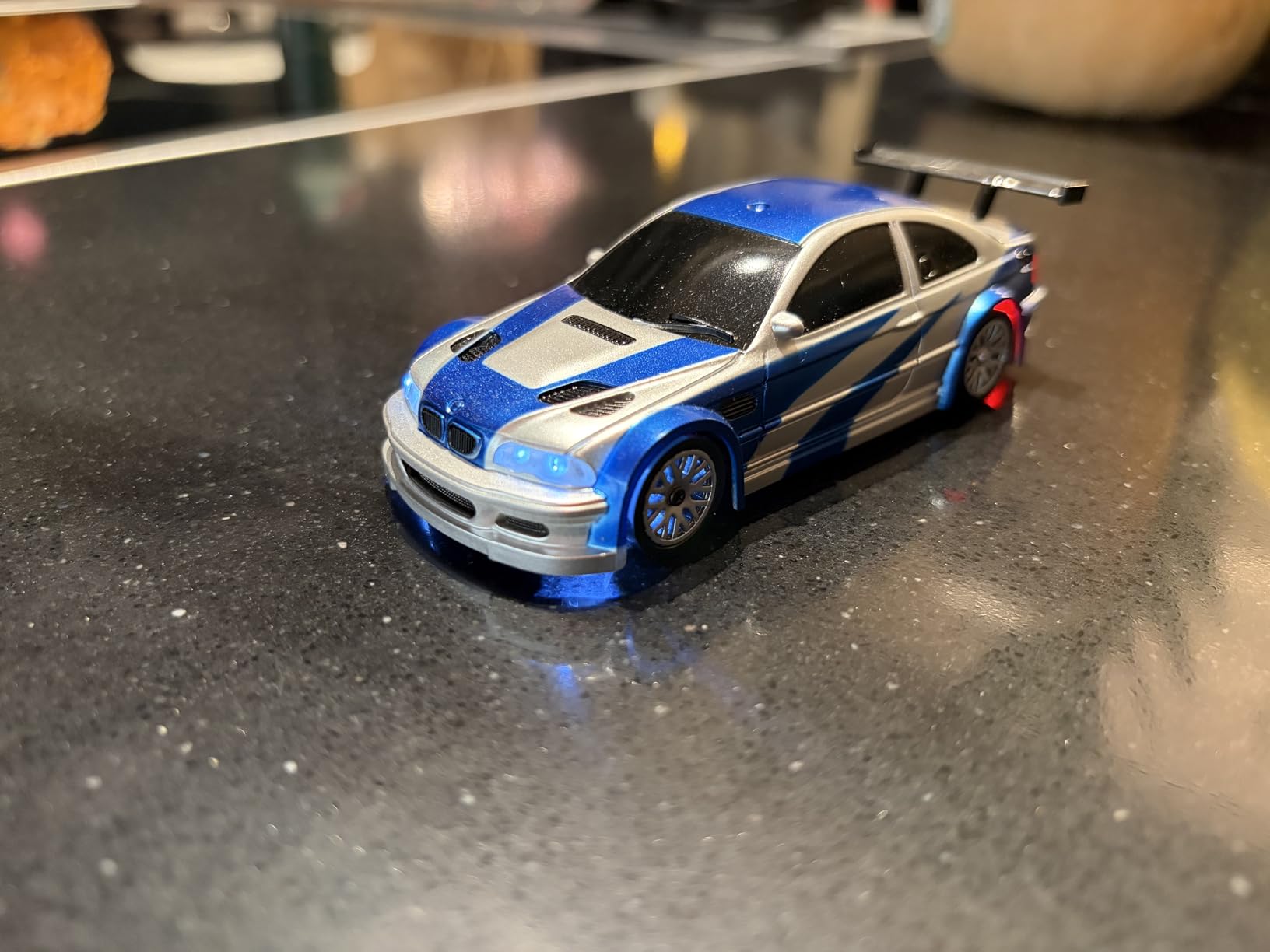 [2026 Upgrade 1/43 Mini RC Drift Car with Gyroscope, 4WD RTR customer photo 1