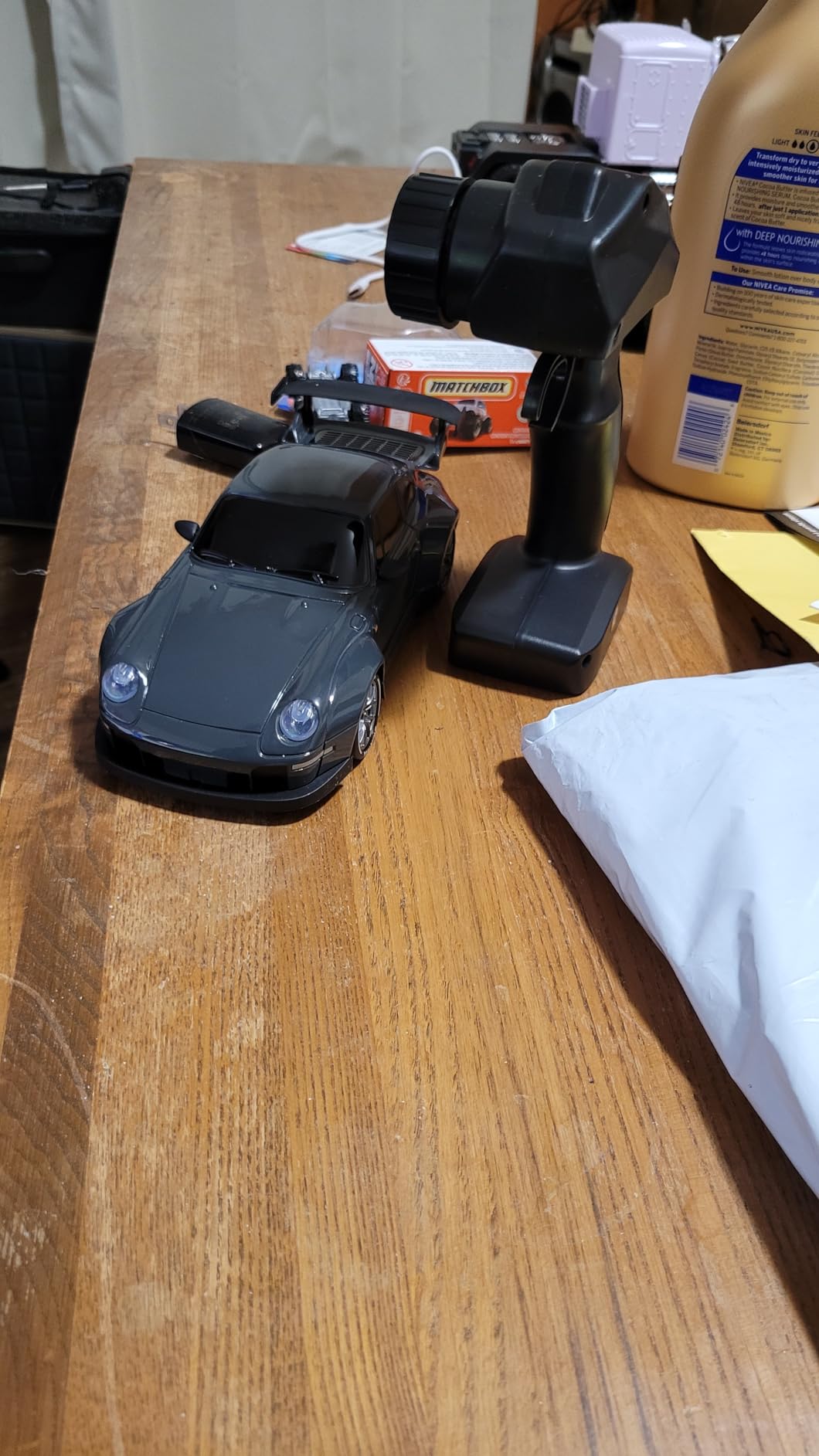 RC Drift Car, 1:24 Scale Remote Control Vehicle with LED Lights,Drifting Tires&Two Batteries, Racing Sports Toy Idea Gift for Adults Boys Girls and Kids customer photo 1