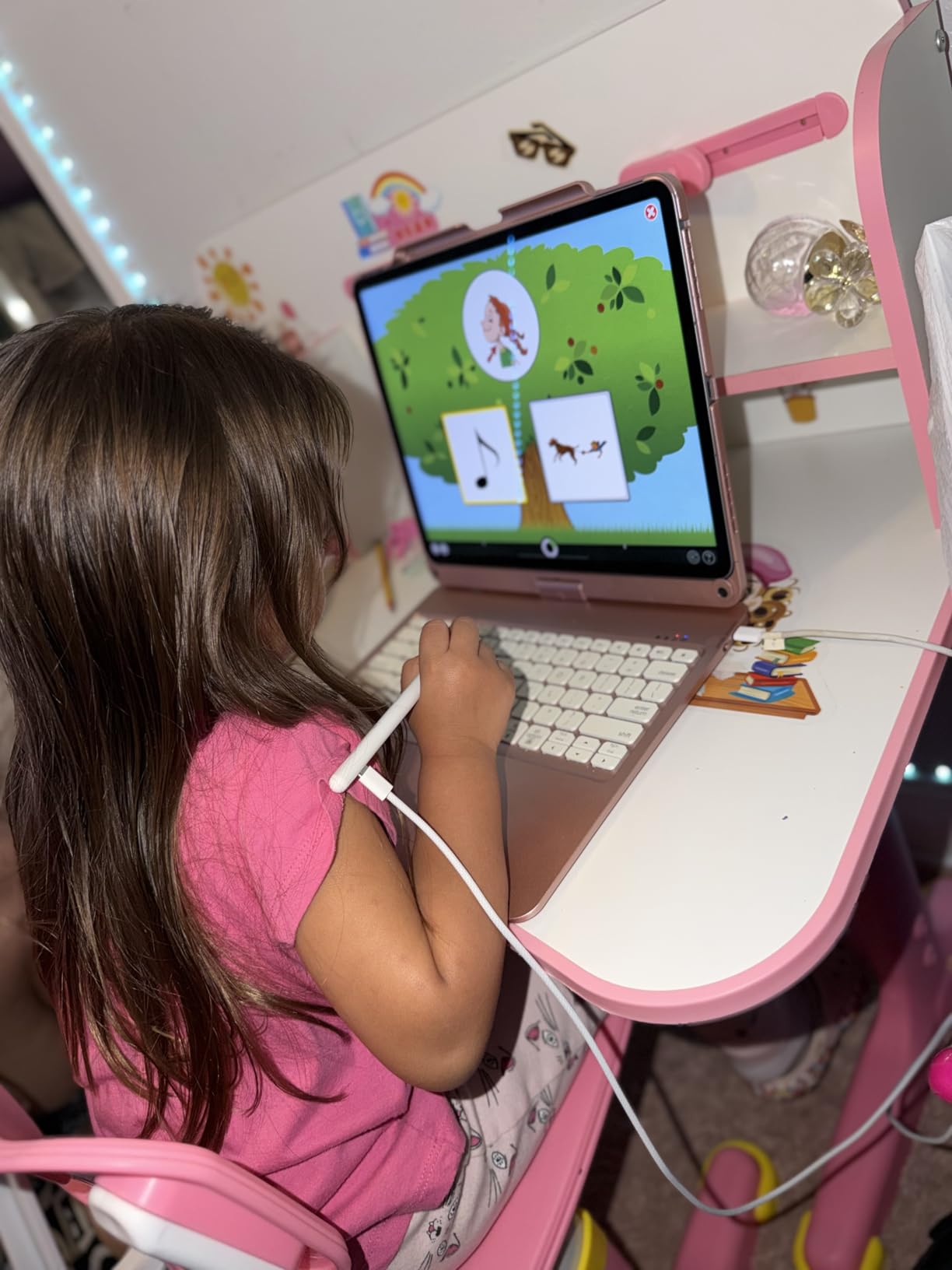 Kids Desk and Chair Set, Height Adjustable Kids Desk customer photo 1