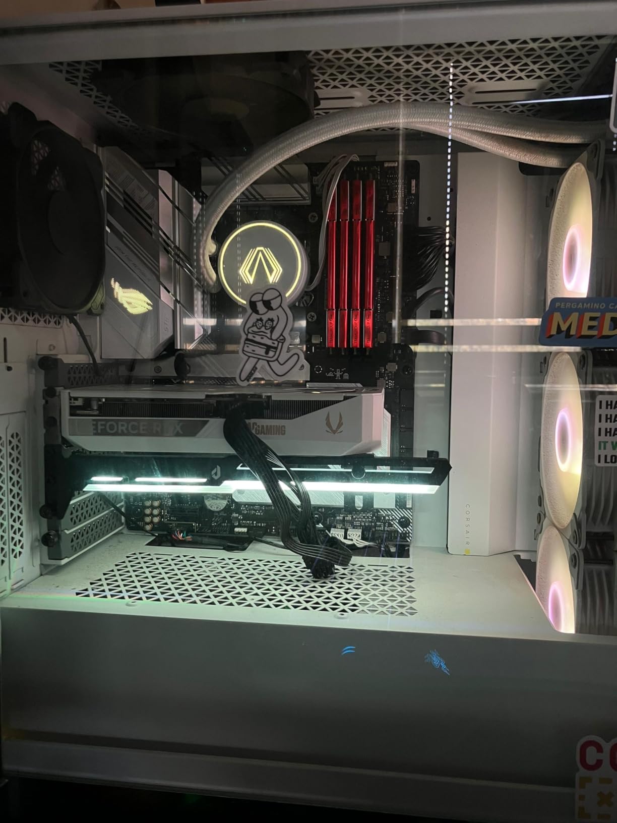 ZOTAC Gaming GeForce RTX 5060 Ti 16GB Twin Edge OC White Edition DLSS 4 16GB GDDR7 128-bit 28 Gbps PCIE 5.0 Gaming Graphics Card, IceStorm 2.0 Cooling, SFF-Ready, ZT-B50620Q-10M customer photo 1