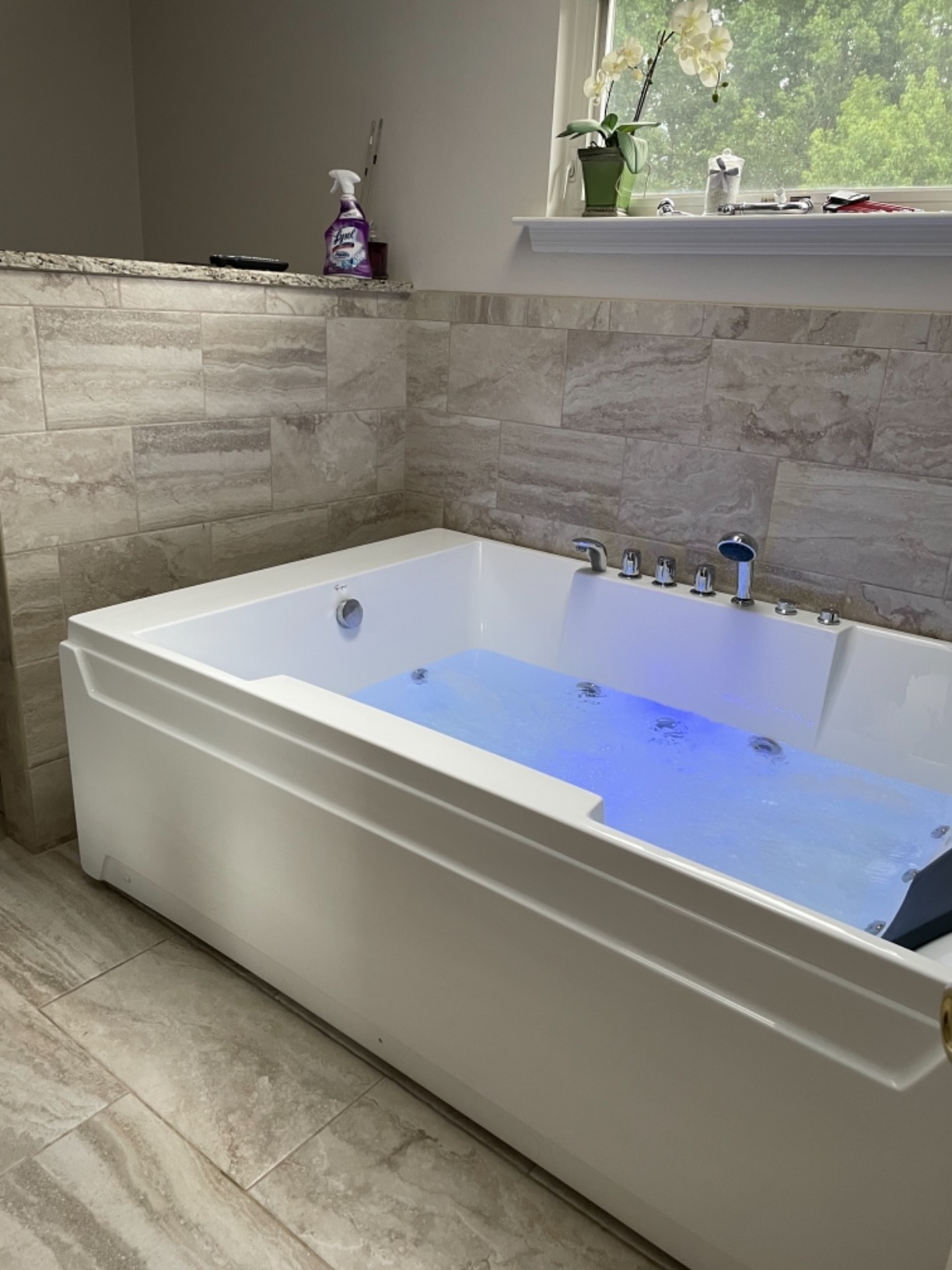 72-Inch Whirlpool Jetted Tub,Acrylic Hydro Massage Bathtub customer photo 1