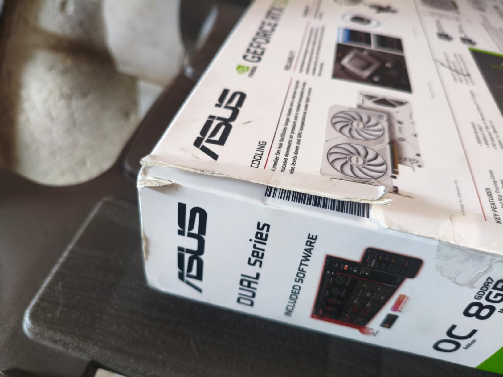 ASUS Dual GeForce RTX 5060 8GB GDDR7 White OC Edition Gaming Graphics Card customer photo 1