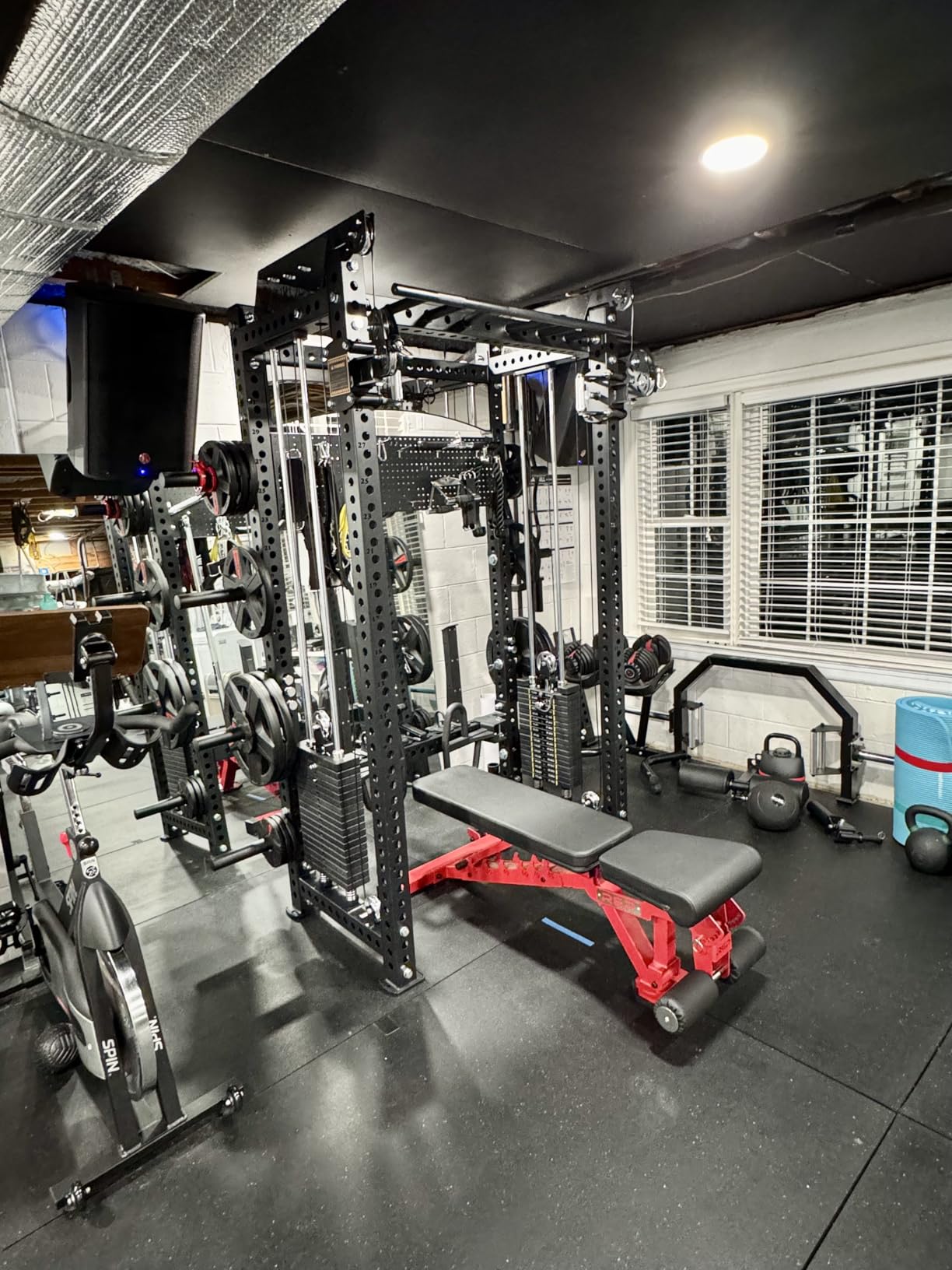 Mikolo Anubis-2.0 Smith Machine with Weight Stack, 3“×3” All-in-One Power Cage with LAT Pulldown & Cable Crossover, 3200LBS Multi-Function Trainer with Aluminum Pulley System for Fitness Home Gym customer photo 2
