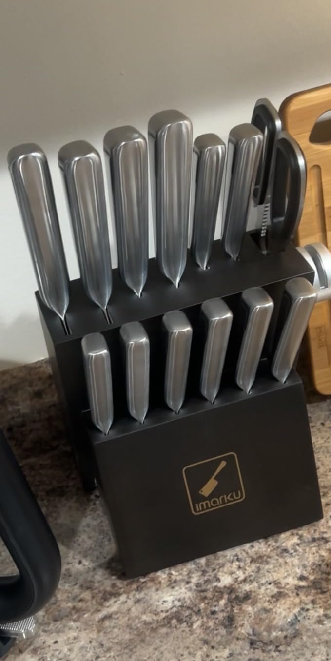 imarku Japanese High Carbon Stainless Steel Knife Set with Block, Precision-Forged Gyutou Kitchen Knives with Built-in Sharpener, Ultra-Sharp 10–15° Edge, Ergonomic Non-Slip Handle, Dishwasher Safe customer photo 2