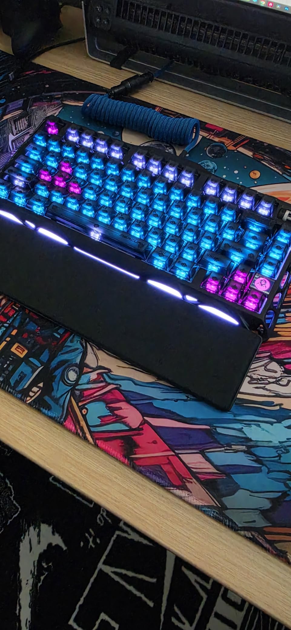 GravaStar Mercury K1 75% Wireless Mechanical Gaming Keyboard RGB Backlit customer photo 2
