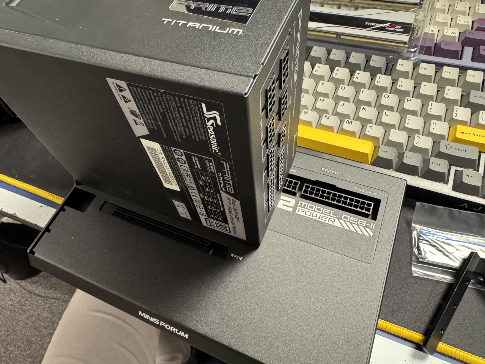 MINISFORUM DEG2 USB4 V2 (TBT5 Compatible) & OCuLink eGPU Dock, 80Gbps Dual-Link External GPU Enclosure with M.2 NVMe Slot, Supports Universal ATX/SFX Power Supplies customer photo 2