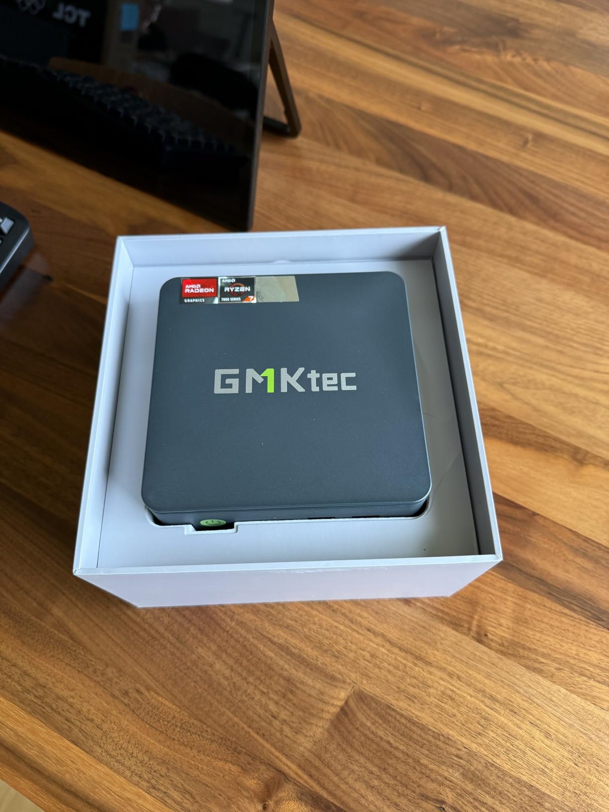 GMKtec K16 Mini PC Gaming AMD Ryzen 7 7735HS (Turbo 4.75Ghz) customer photo 1