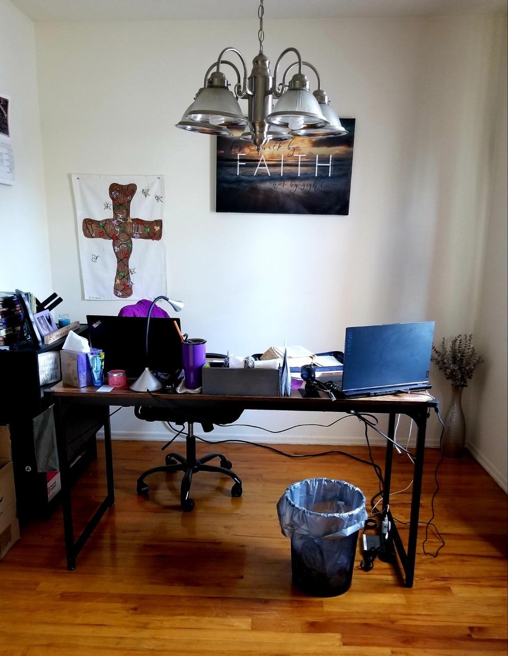 CubiCubi Electric Height Adjustable Standing Desk 48x24 Inch, Light Walnut customer photo 1