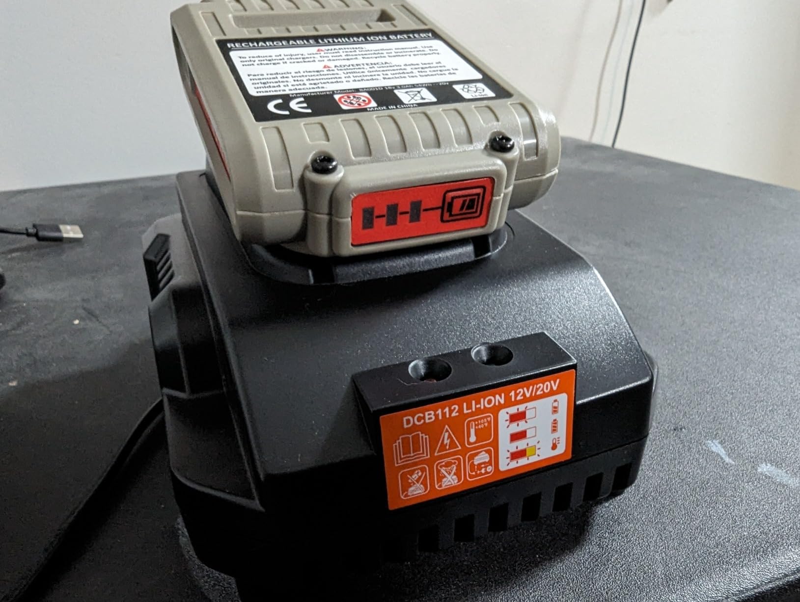 DCB104 20V MAX Battery Charger Replacement for Battery Charger, 4 Port Multi Charger Station with 2 USB Ports, Compatible with Dewalt 12V-20V Batteries customer photo 1