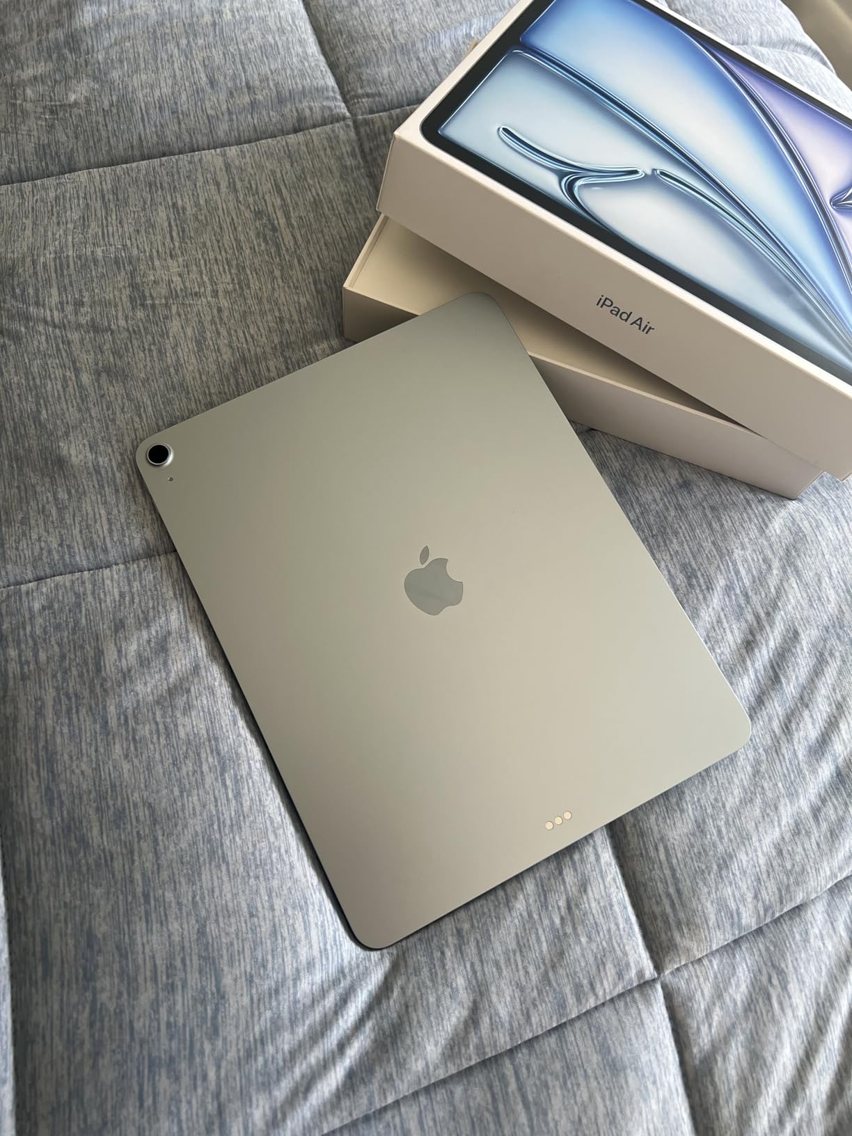 Apple iPad Air 13-inch (M4): Liquid Retina Display, 128GB, 12MP Front/Back Camera, Wi-Fi 7 with Apple N1, Touch ID, All-Day Battery Life — Space Gray customer photo 1