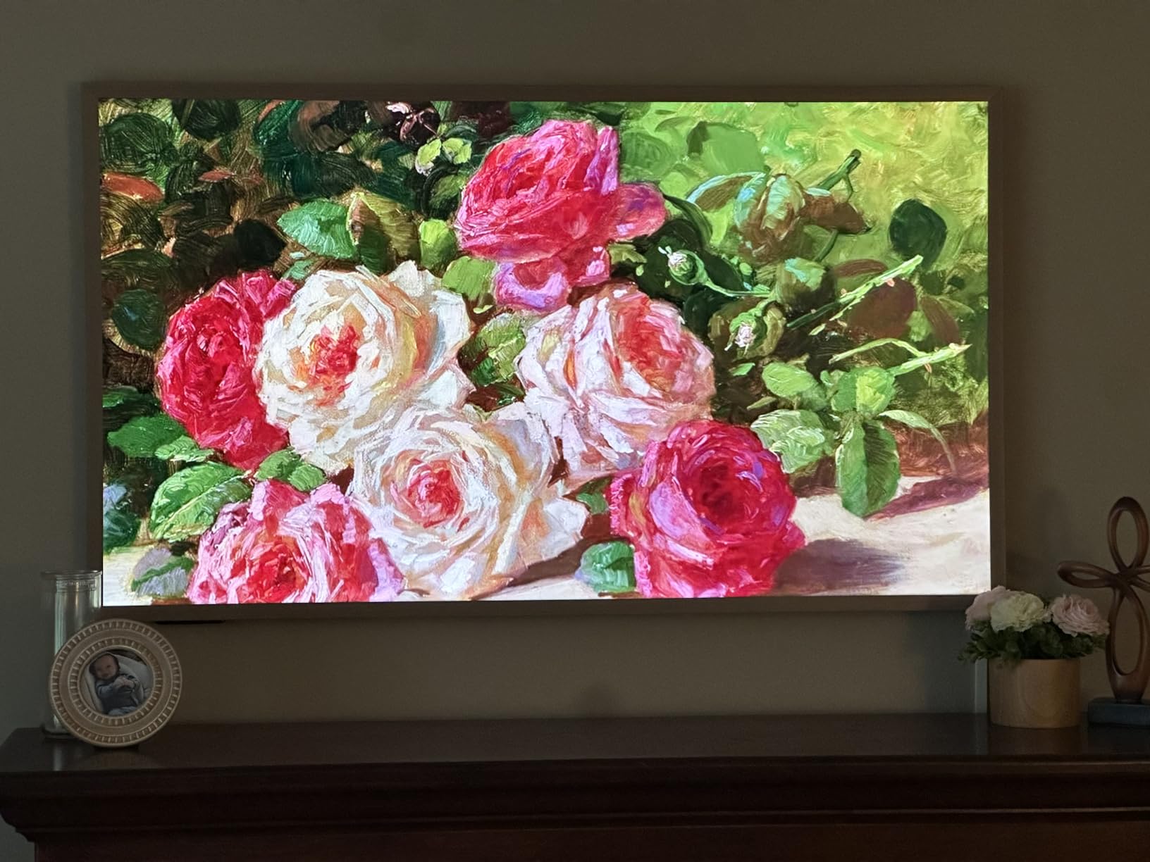 Hisense 65“ Hi-QLED S7 CanvasTV Series 4K UHD Google Smart Art TV (65S7SG, 2026 New) - 144Hz, Art Mode, Anti-Glare Panel, Dolby Vision HDR, Hi-Matte Display, Frame & UltraSlim Wall Mount Included customer photo 1