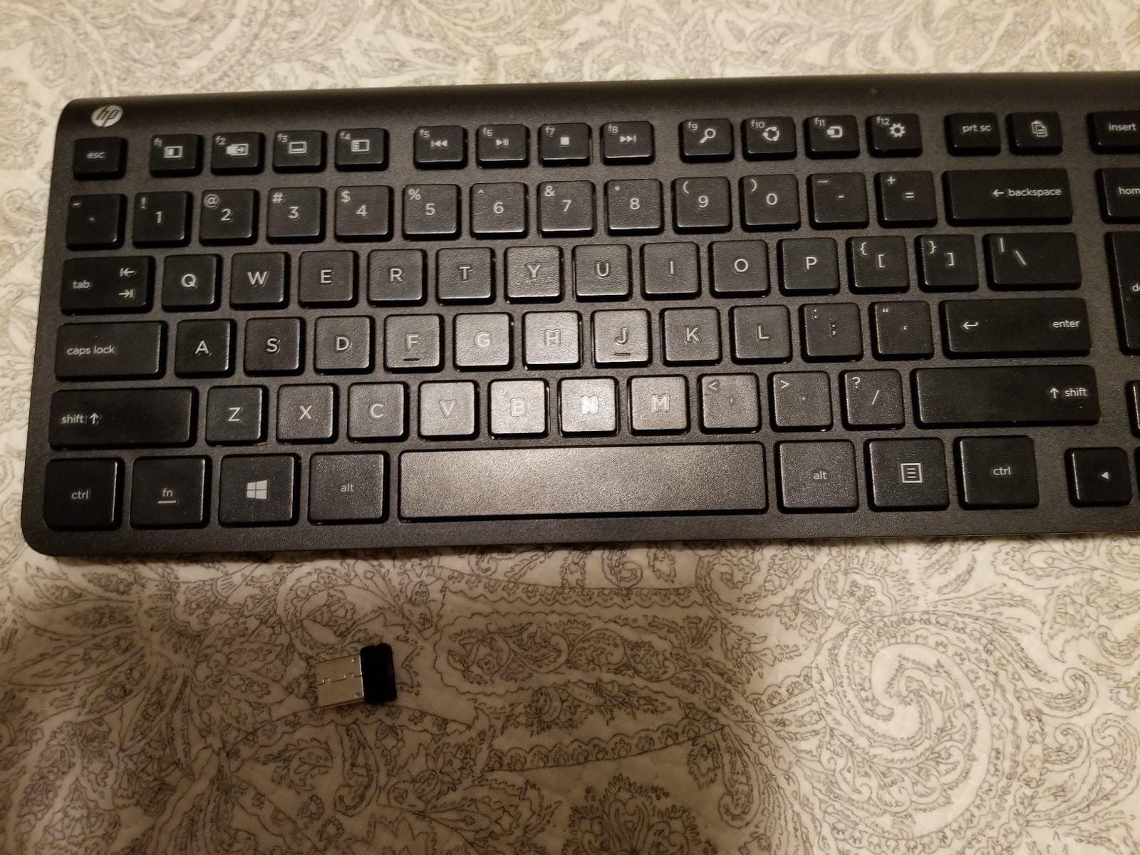 HP GK400F Mechanical Keyboard, Wired USB Full Size 104 Keys Gaming and Office Keyboard with Brown Switches, Metal Panel, Double-Shot Keycaps, Ice Blue Backlit, QWERTY, Silver White customer photo 2