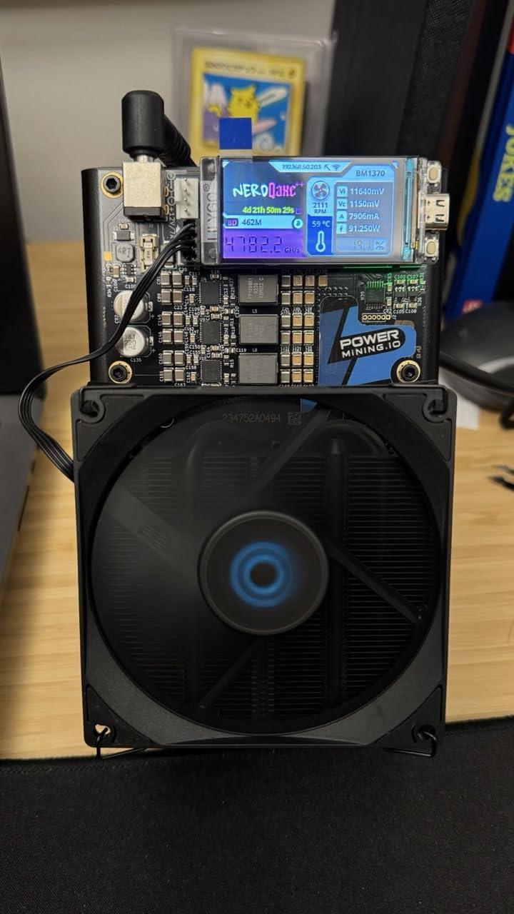NerdQaxe++ Silent Bitcoin Miner – 6 TH/s @ 100W | 4× BM1370 ASIC Chips | Wi-Fi | AxeOS Open-Source | Includes 12.4V 10A Power Supply & Metal Stand customer photo 2