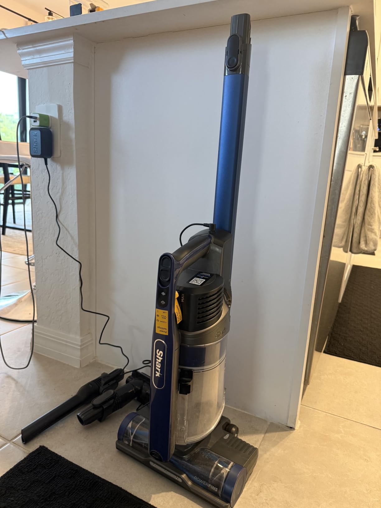 Shark Cordless Pet, Cordless Lightweight Stick Vacuum Cleaner, IY143H customer photo 2