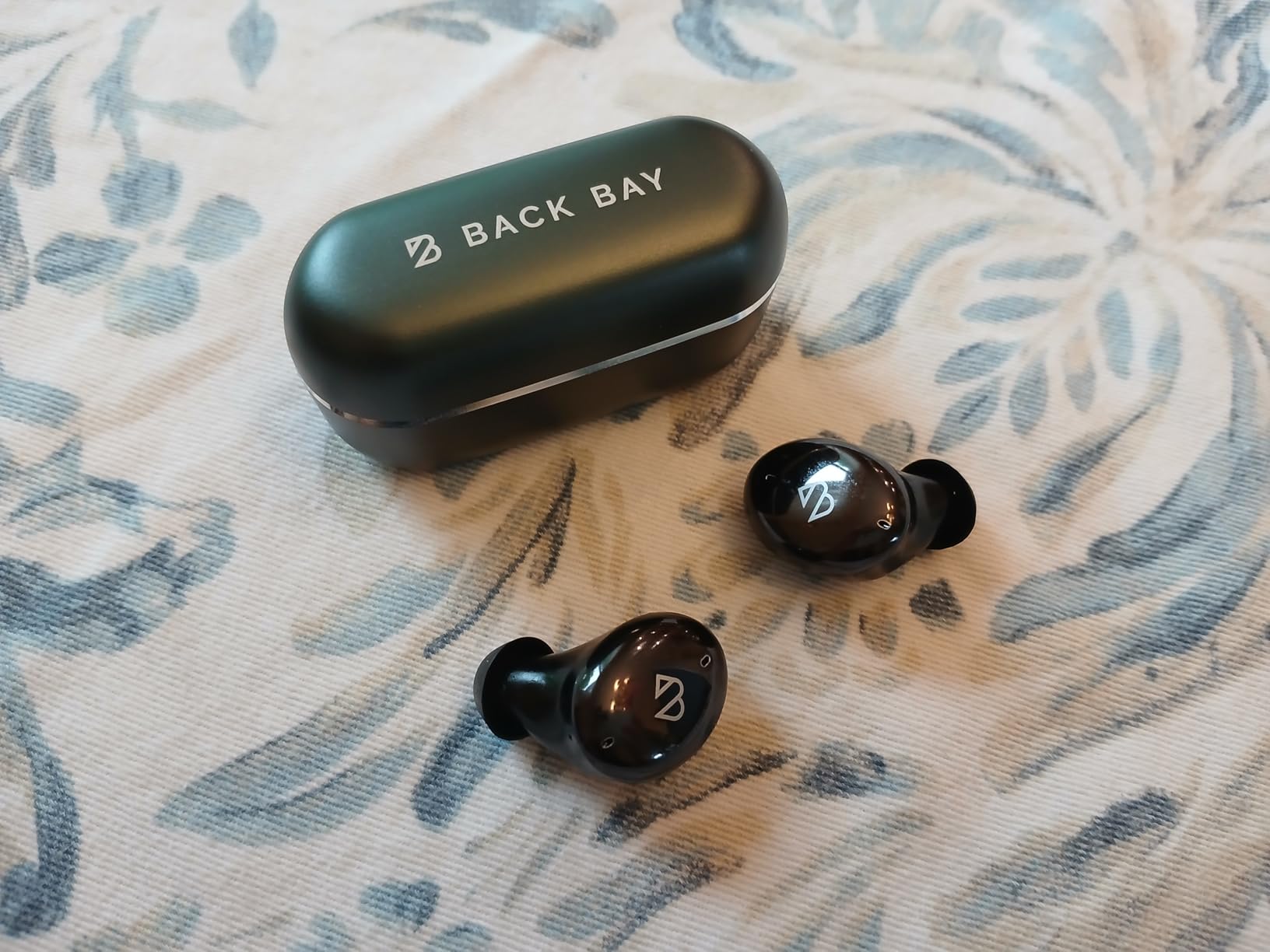 Back Bay Audio Mini Earbuds, Small Earbuds, Mini Ear Buds for Small Ears customer photo 1
