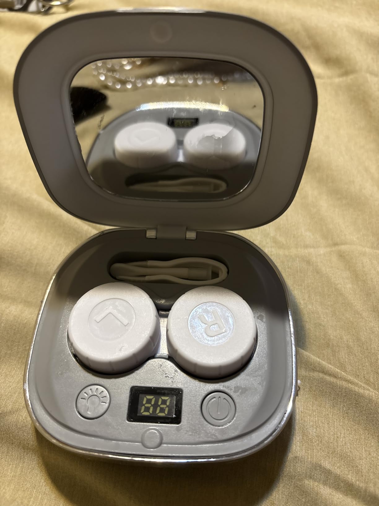 Pro 3.0 Ultrasonic Contact Lens Cleaner - 99% Brightness【Rechargeable】 customer photo 2