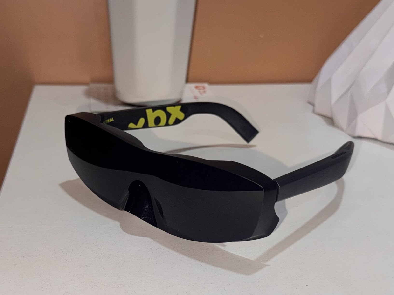 XREAL xbx a01+ AR Glasses, 147'' Big-Screen Display for Movies & Gaming customer photo 1