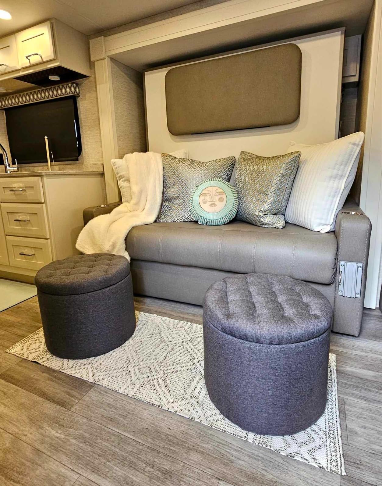 Furniliving Modern Round Storage Ottoman, Upholstered Button Tufted Ottoman Footstool Ottomans with Removable Lid Storage Footstool for Living Room, Bedroom, Makeup Room, Teddy, Grey customer photo 2