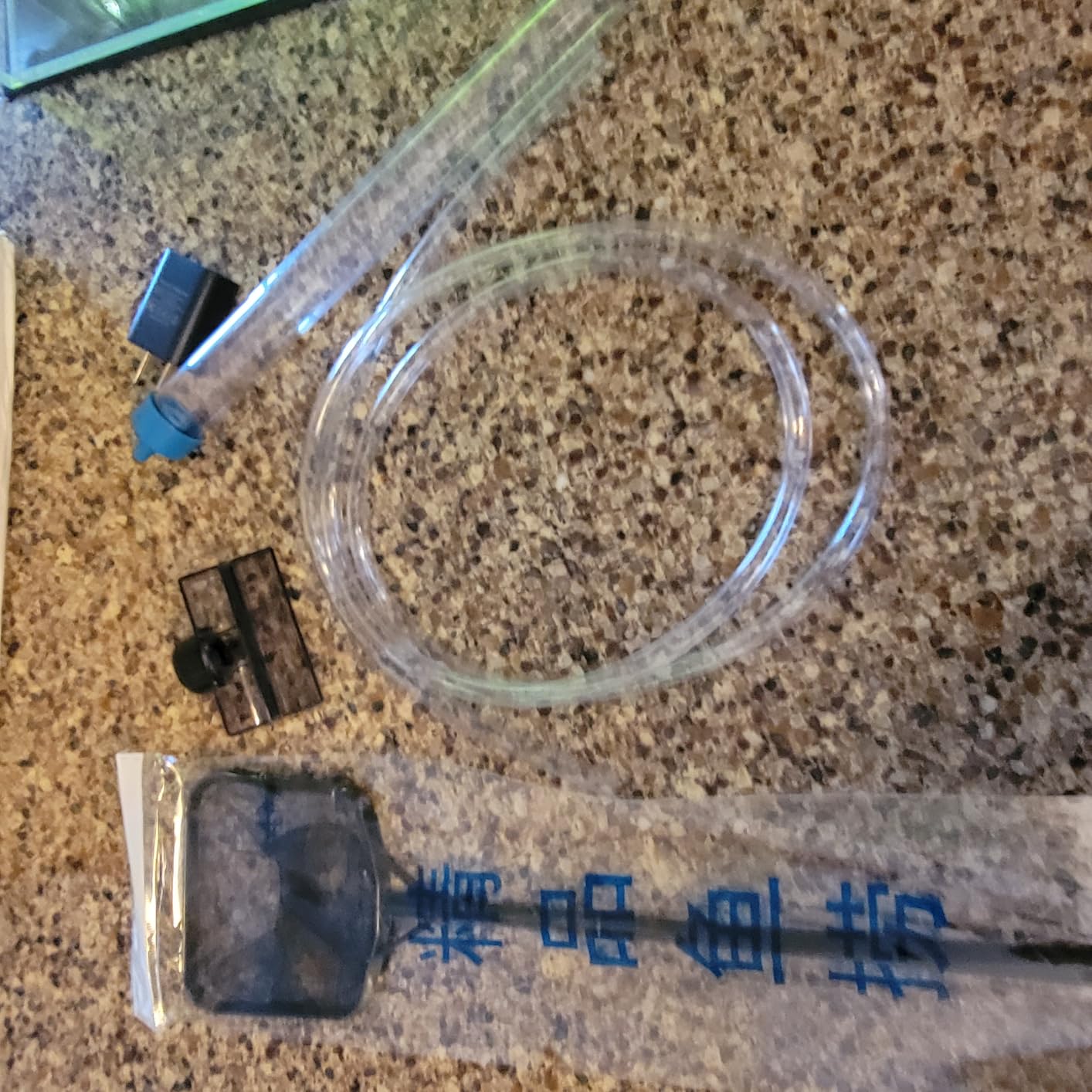 5 Gallon Glass Aquarium Starter Kit, Rimless Fish Tank customer photo 2