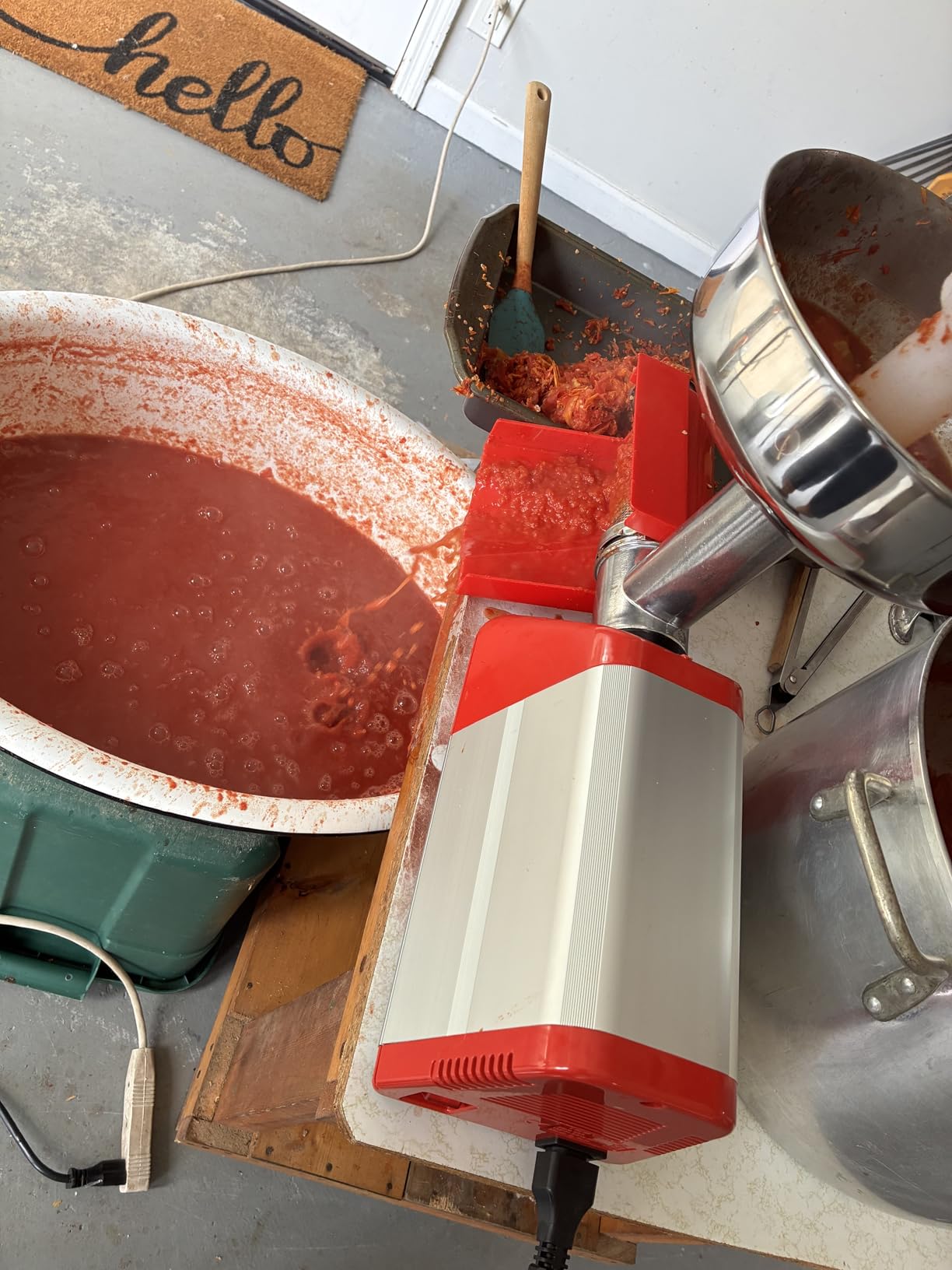 OMRA Spremy Electric Tomato Strainer 1/4 HP Model 850 customer photo 1