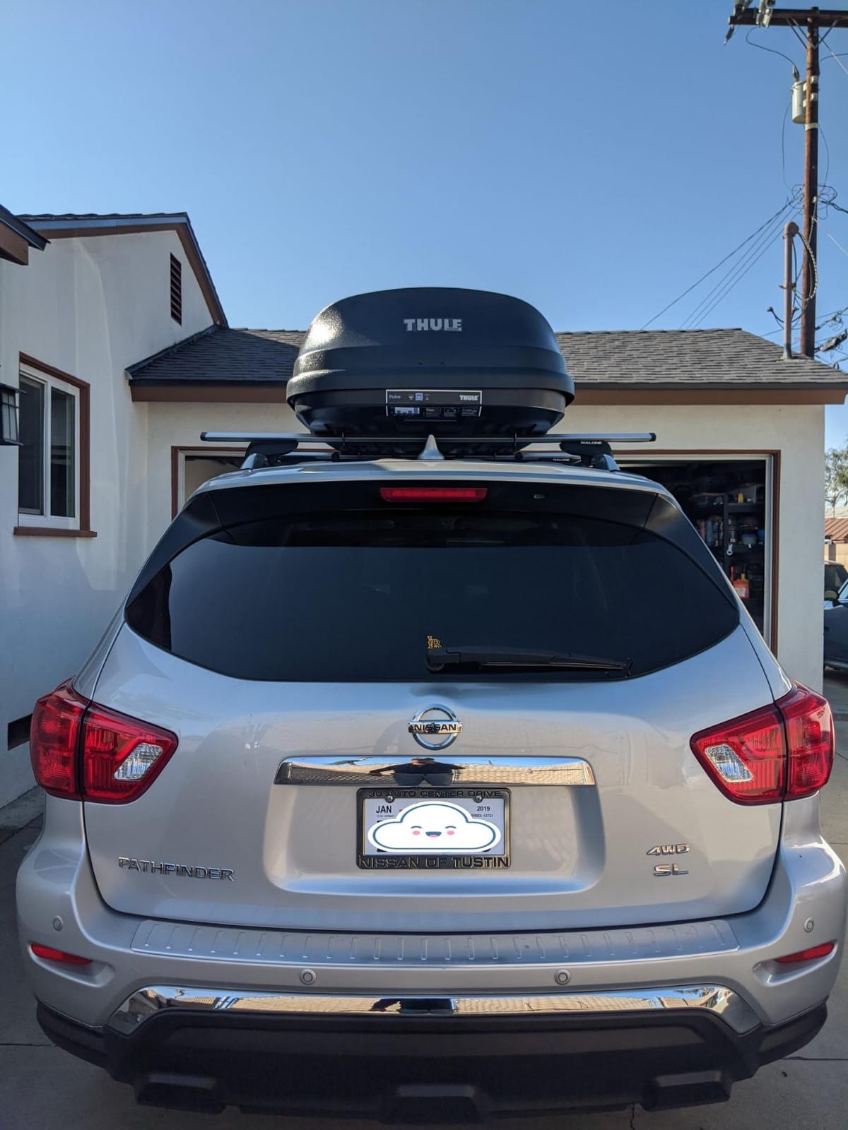 Thule 614 Pulse Cargo Box, Medium, Black customer photo 1