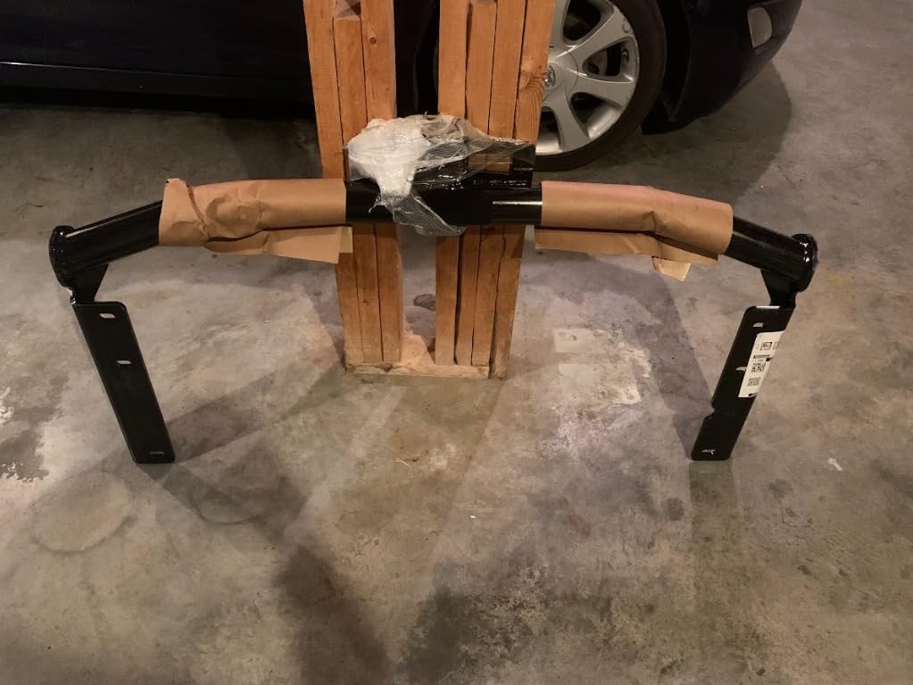 CURT 13200 Class 3 Trailer Hitch, 2