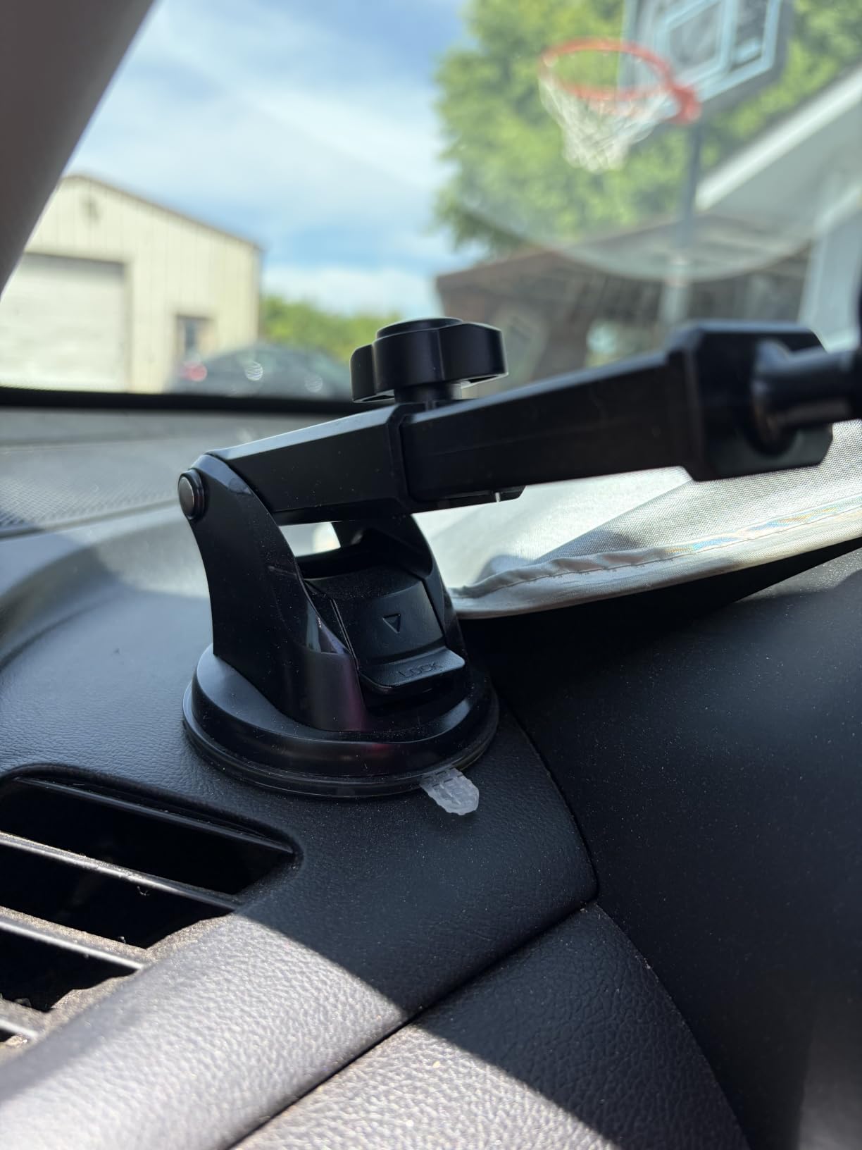 VANMASS【85+LBS Strongest Suction & Military-Grade Ultimate Car Phone Mount【Patent & Safety Certs】 Cell Phone Holder for Dash Windshield Vent for iPhone 17 Pro Max Automobile Interior Sets, Ink Black customer photo 1
