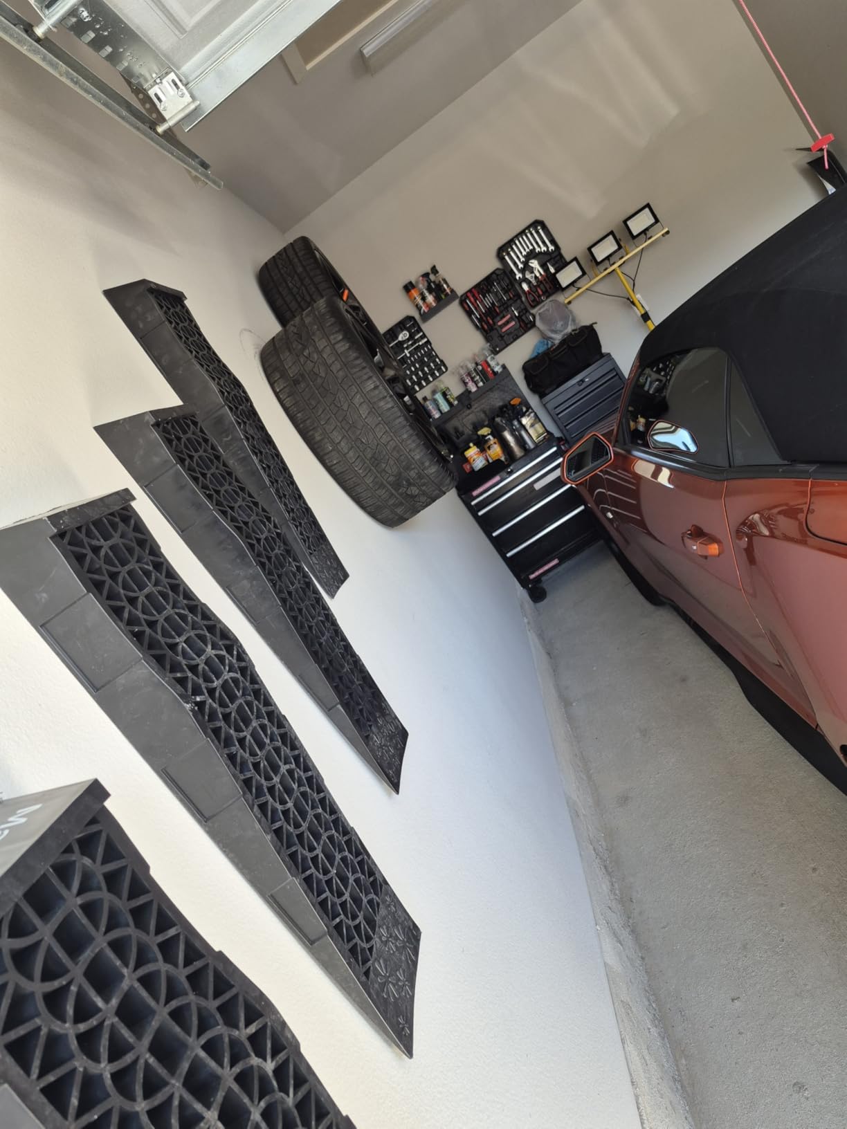Magisale Low Profile Plastic Car Service Ramps 6 Ton Heavy Duty Truck Vehicle Ramps for Oil Changes& Maintenance- 4 Pack customer photo 2