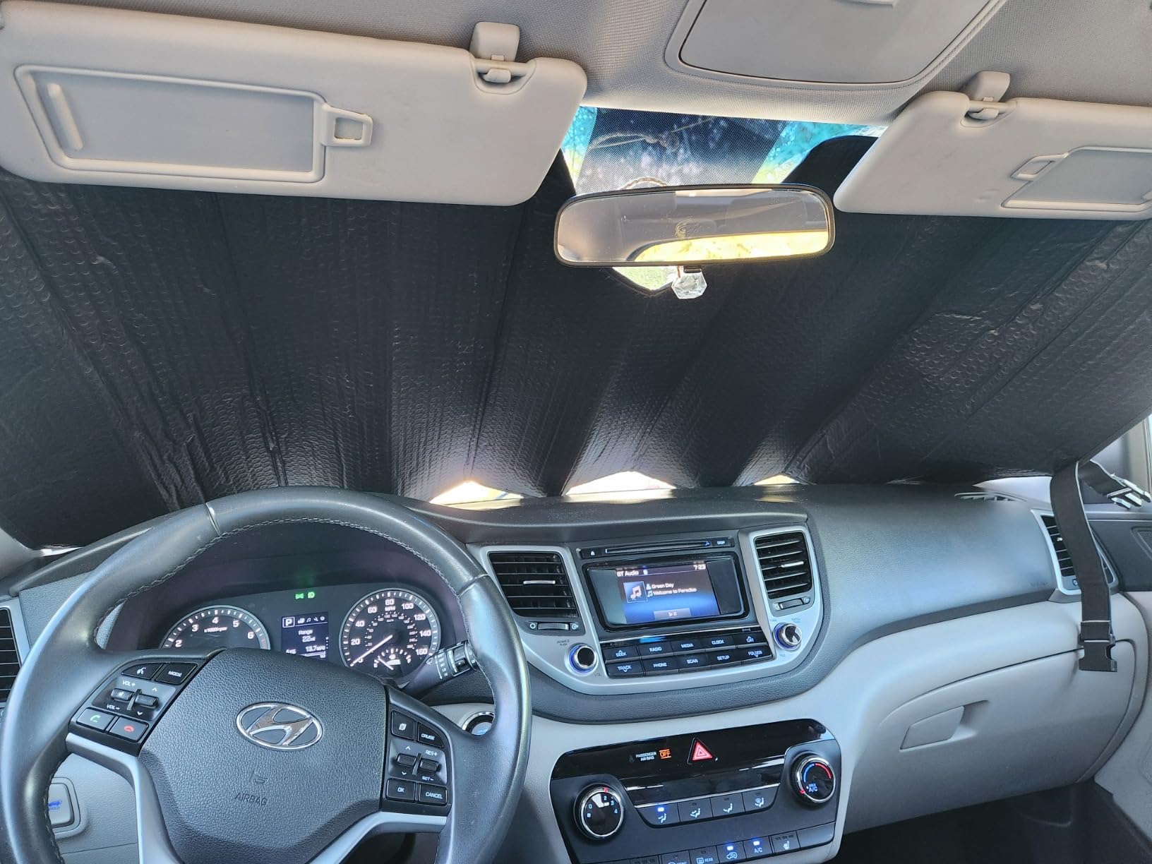 EcoNour Accordion Car Windshield Sun Shade for Trucks | Car Window Shades for Large SUVs & Pickups | UV Blocker Sun Visor for Interior Protection & Heat Control | XL (66 x 27 Inches) customer photo 1