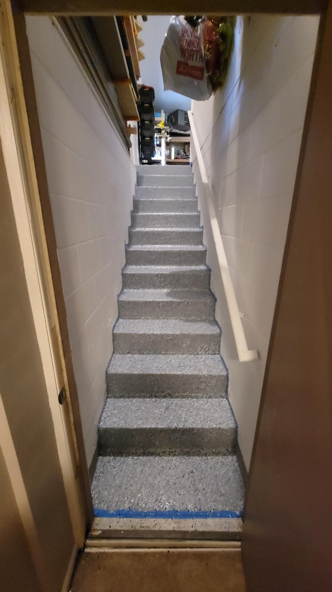 ArmorPoxy 100% Solids Garage Epoxy Floor Kit, Designer Gray, 300 Sq Ft 17pc customer photo 2