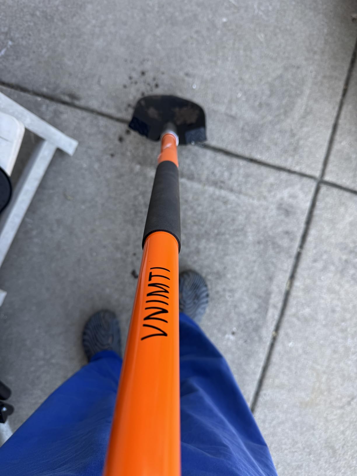 VNIMTI Heavy Duty Gardening Shovel, 56 Inch Round Blade with Fiberglass Handle (Orange) customer photo 1