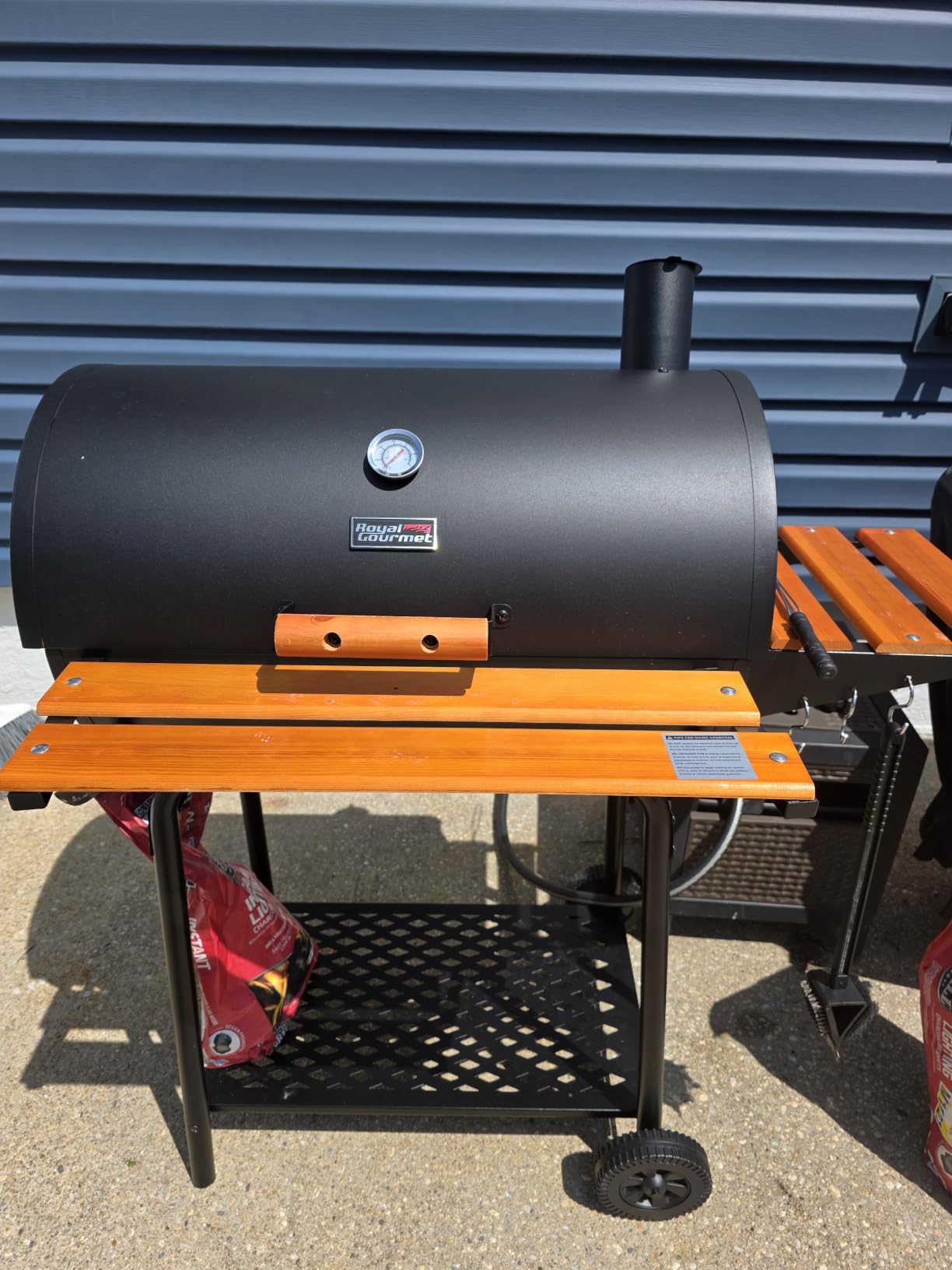 Royal Gourmet CC1830V 30 Barrel Charcoal Grill with Side Front Table customer photo 1