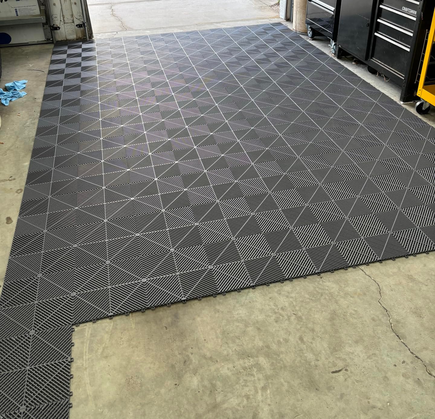 Barydat 72 Pcs 12x12 Garage Floor Tiles Interlocking Drainage, Black customer photo 2
