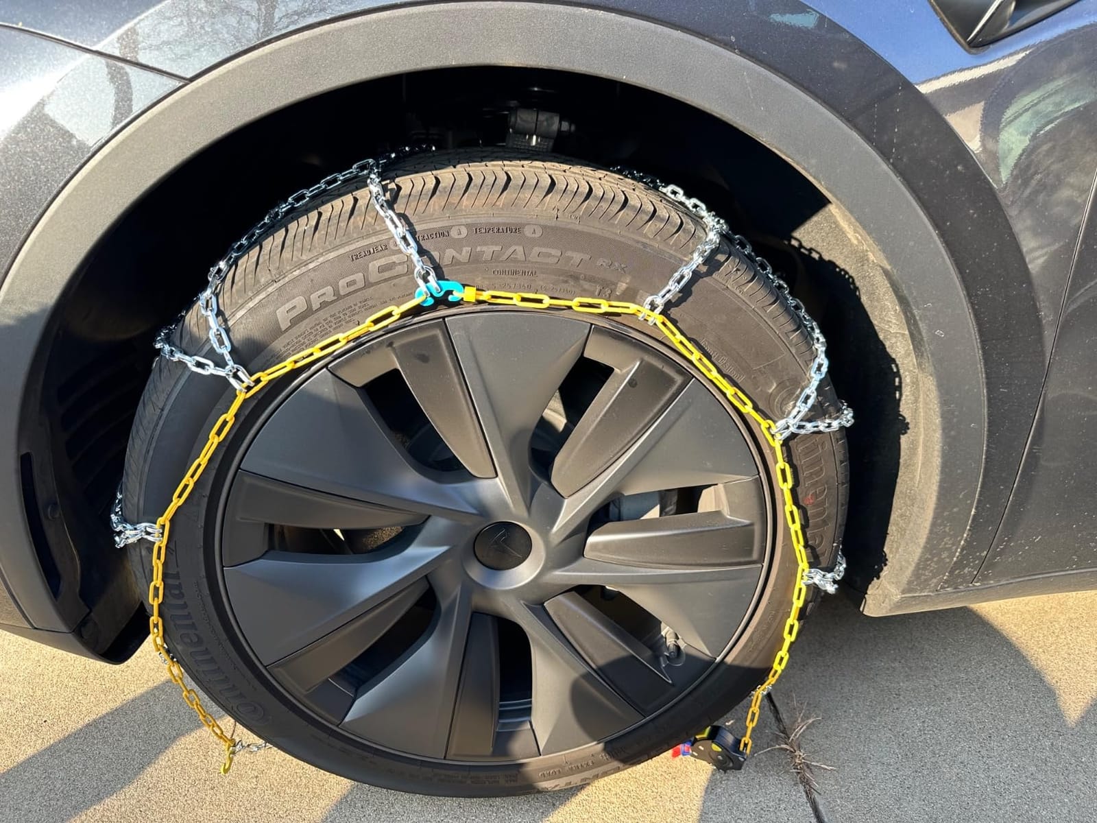 DEDC Auto Lock Y-type Mn Steel Snow Tire Chain for Tesla Model Y 235 245 customer photo 1