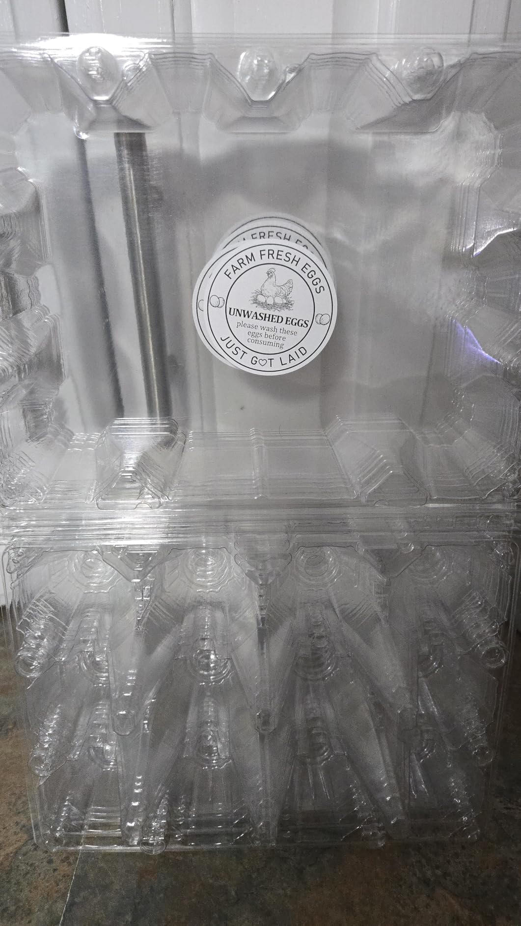 Pintuson 50 Pack Egg Cartons Cheap Bulk 12 Count - Holds 1 Dozen Clear Blank Egg Cartons for Chicken Eggs - Clear Empty Chicken Egg Carton for Fresh Medium Eggs customer photo 2