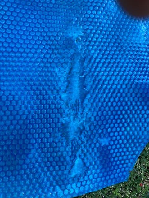Hot Tub Bubble Blanket - 9 x 9 FT 16-Mil Square Pool Spa Solar Cover | Heavy Duty Floating Heat Retaining Thermal Blanket for Insulating Solar Heating customer photo 1
