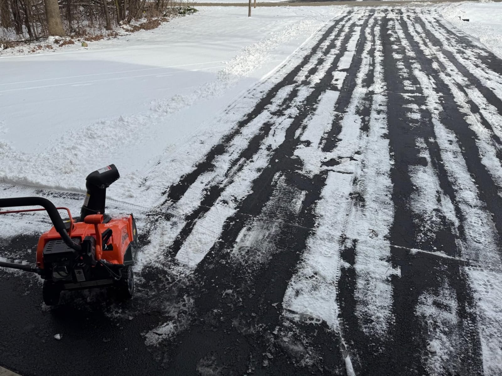 NOVUS Single Stage Gas Snow Blower, 18