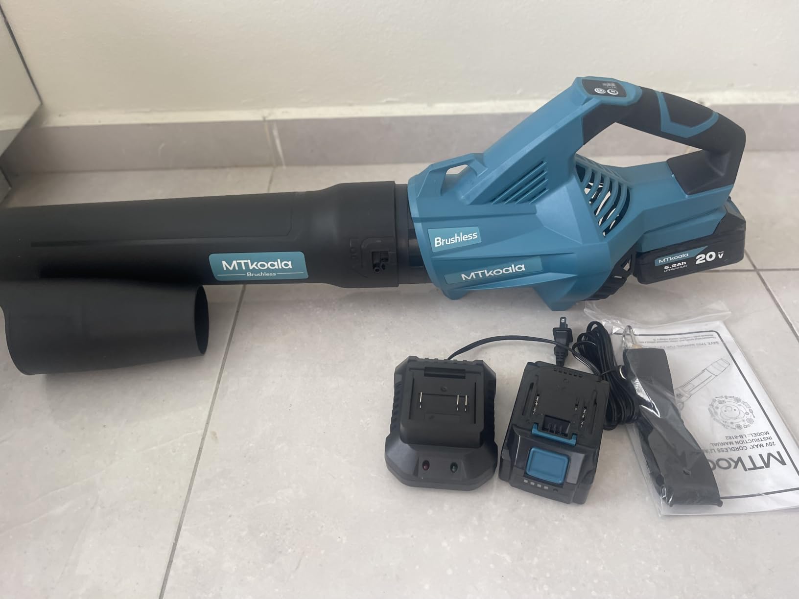 Leaf Blower Cordless, New Upgraded 1200W Brushless Motor Leaf Blower, 700CFM 200MPH with 3 Speed Modes, 160Mins Max Runtime, Handheld Electric Blower for Lawn Care, Yard, Dust & Snow customer photo 1