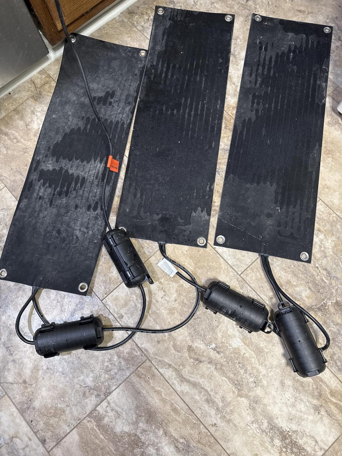 5 Pcs Heated Snow Melting Mats,10x30 in No-Slip Rubber Heated Outdoor Mats customer photo 2