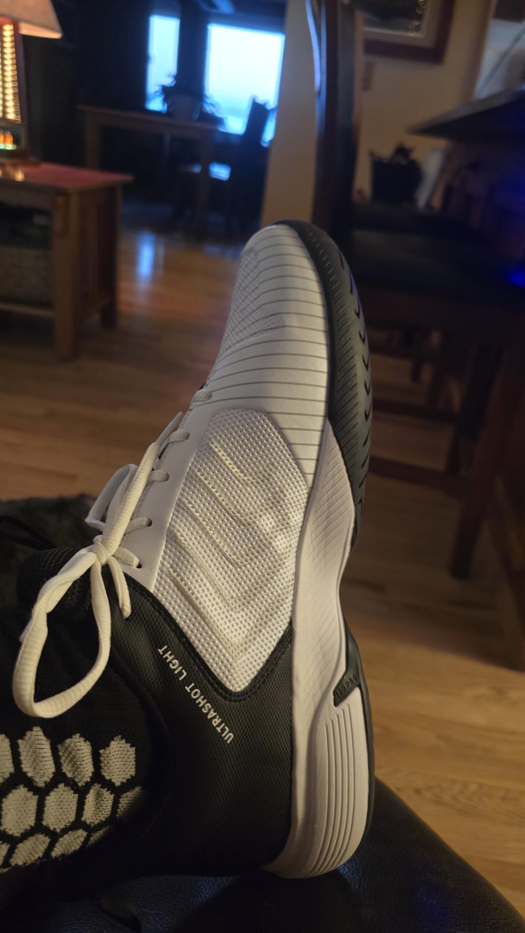 K-Swiss Men's Ultrashot Light Pickleball Tennis Court Shoes customer photo 1
